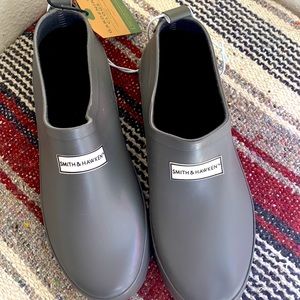 Smith & Hawken,Gardening clogs  and rain shoes with cushioned sole🍁